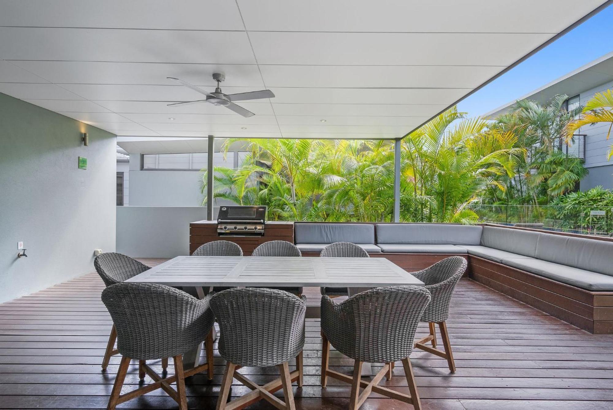 Byron Lux Beach Houses ไบรอนเบย์ ภายนอก รูปภาพ