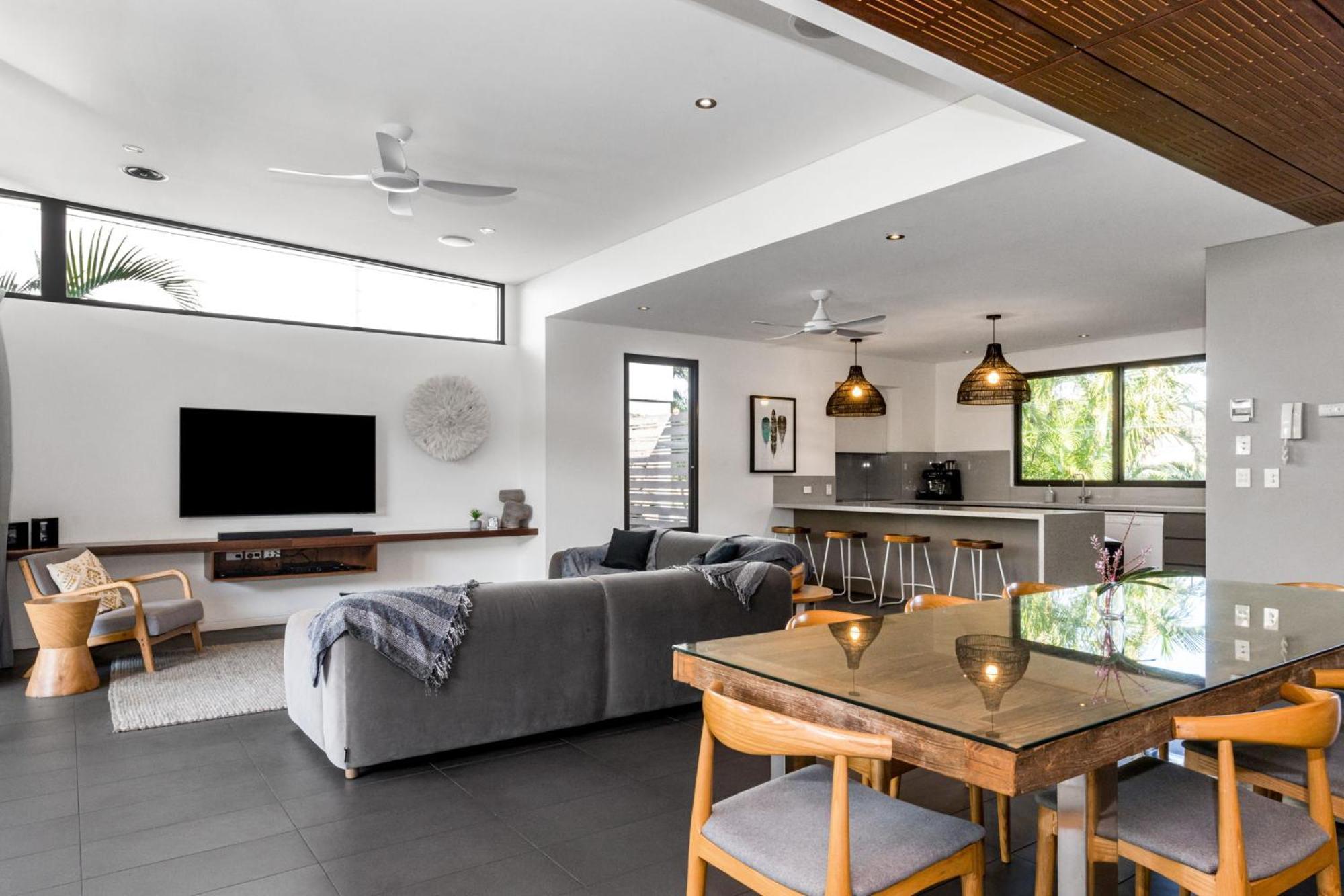 Byron Lux Beach Houses ไบรอนเบย์ ภายนอก รูปภาพ
